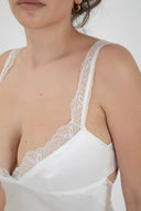 Noa Silk Maxi Dress - White , THE WAY OF EMELIA 'da!